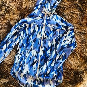 Nike Polyester Geometric Blue Windbreaker SM